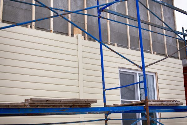 Loose Cladding Repair in Auburn